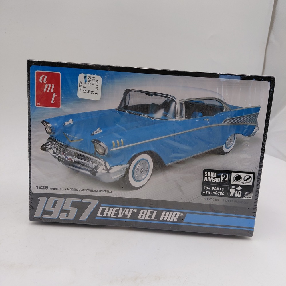 AMT 1957 Chevy Bel Air 1:25 Scale Model Kit AMT638M/12 New Sealed